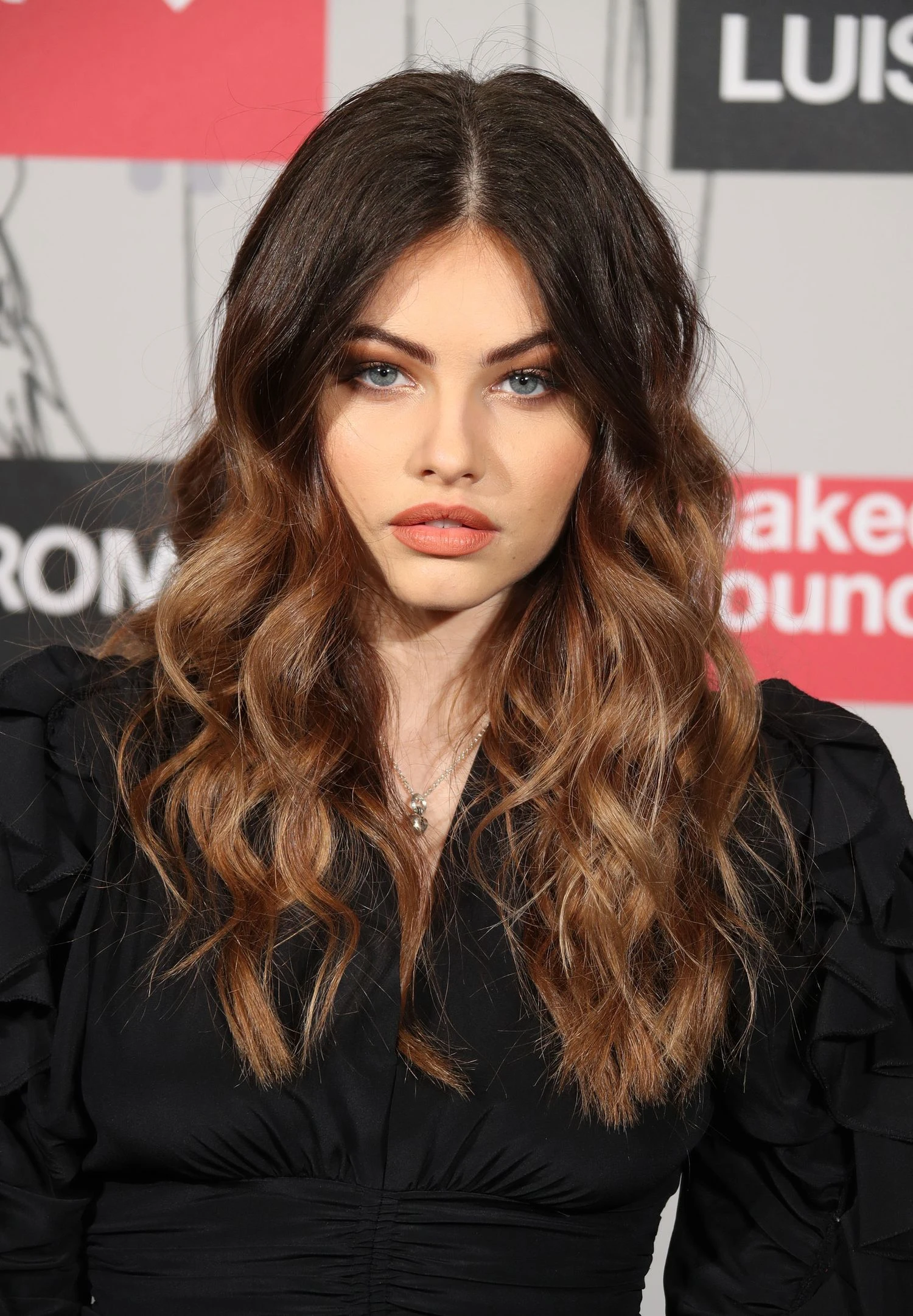 Cô gái đẹp nhất thế giới’ và cú bứt phá 4,2 triệu USD trước tuổi 25