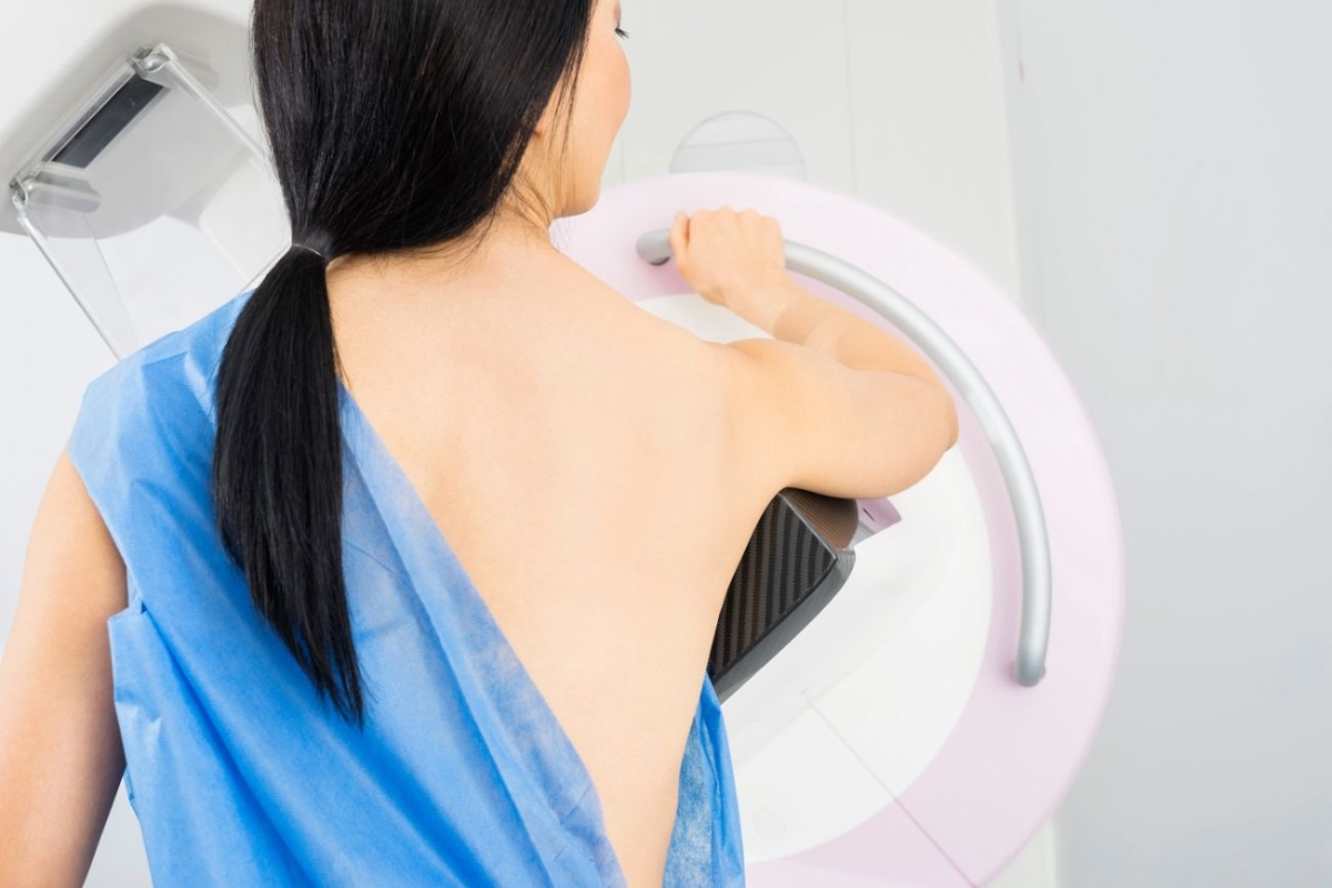 Ở nữ giới, ung thư vú là phổ biến nhất, tiếp theo là ung thư đại trực tràng.